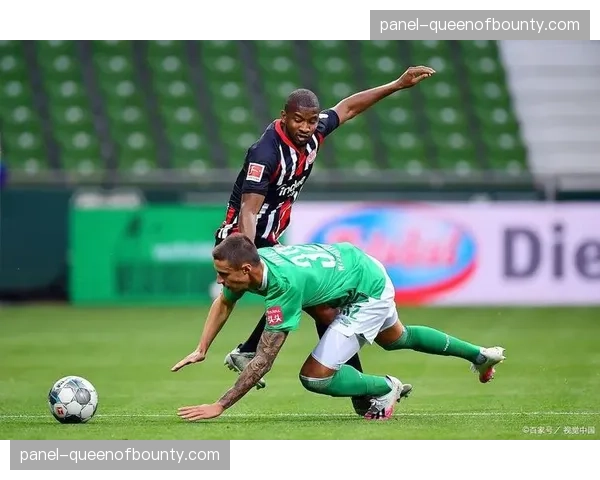 半场战报：云达不莱梅1-1斯图加特，双方门将均有神扑