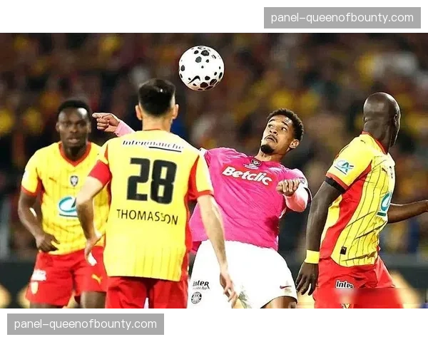 朗斯4-1击败图卢兹晋级法国杯决赛，欧战双线作战压力增大